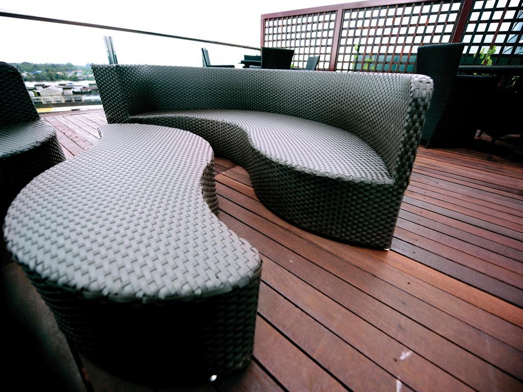 Hock Lee Hotel & Residences Kuching Exterior foto